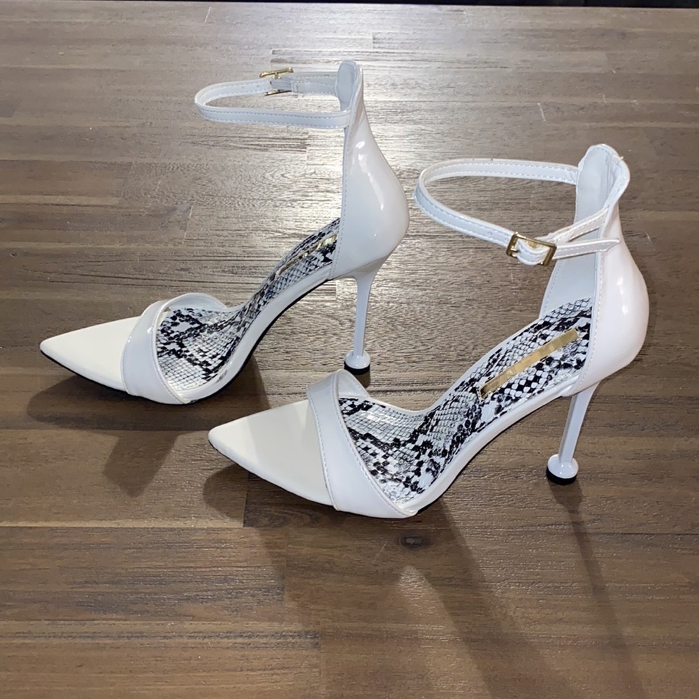 Heels - Picture 2 of 5